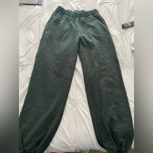 Dark green Brandy Melville sweatpants